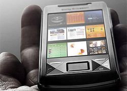 Sony Ericsson начнет продавать "убийцу" iPhone в конце сентября